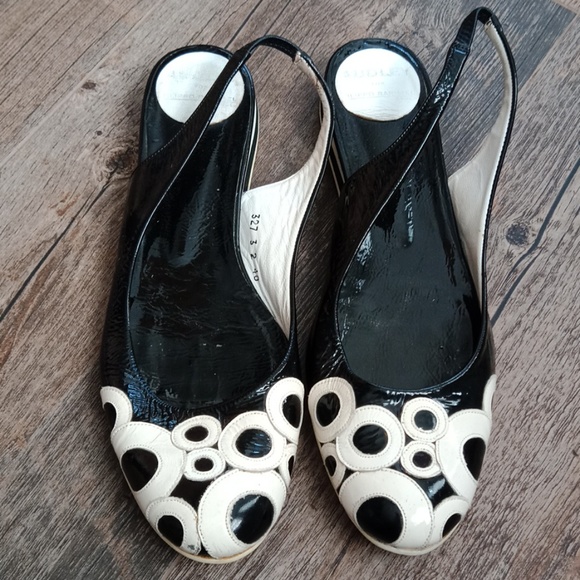 Audley flats - Picture 1 of 8